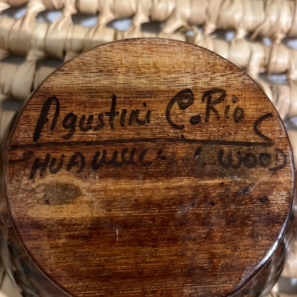 2 Wood Mexican Folk Art Hand Painted Lacquer Signed Bowls - Picture 10 of 12